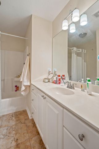 4805 NEWCASTLE DR, Columbia, MO 65203