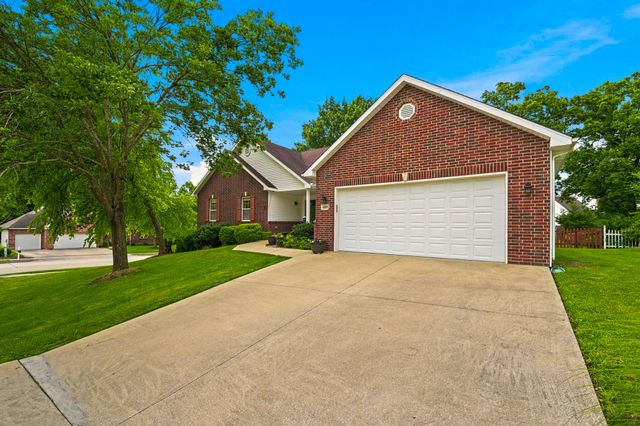 4805 NEWCASTLE DR, Columbia, MO 65203