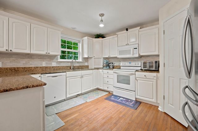 4805 NEWCASTLE DR, Columbia, MO 65203