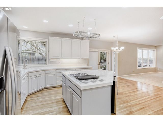 12435 Sw 158TH Ave, Beaverton, OR 97007