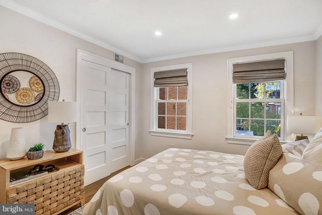 745 10TH ST SE, Washington, DC 20003