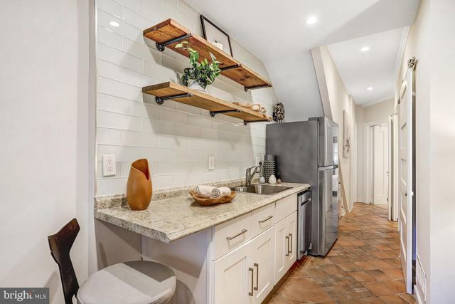 745 10TH ST SE, Washington, DC 20003