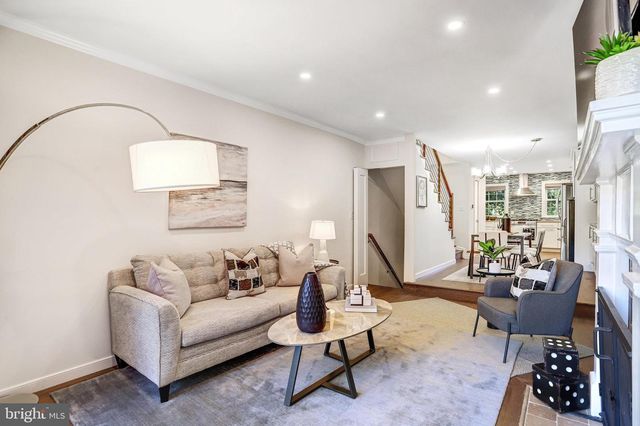 745 10TH ST SE, Washington, DC 20003