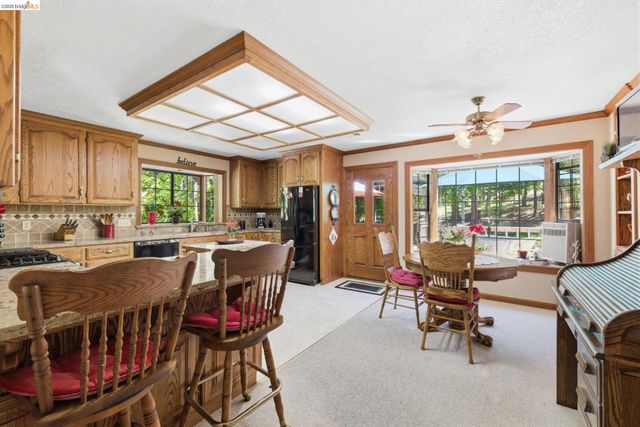 23443 Middle Camp, Twain Harte, CA 95383