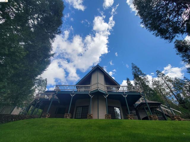 23443 Middle Camp, Twain Harte, CA 95383