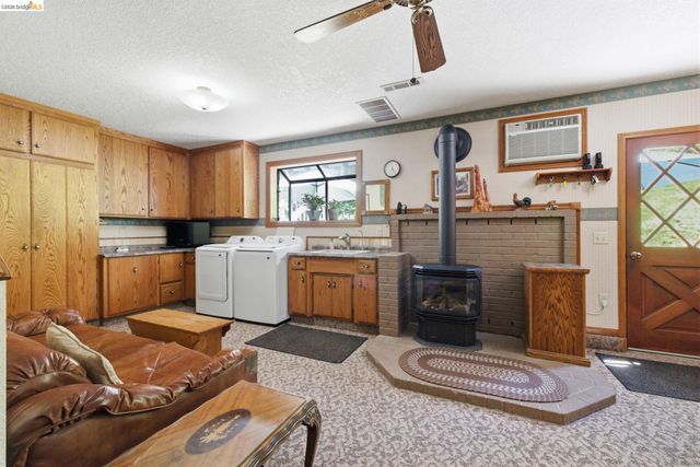 23443 Middle Camp, Twain Harte, CA 95383