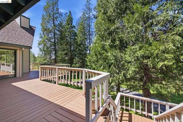 23443 Middle Camp, Twain Harte, CA 95383