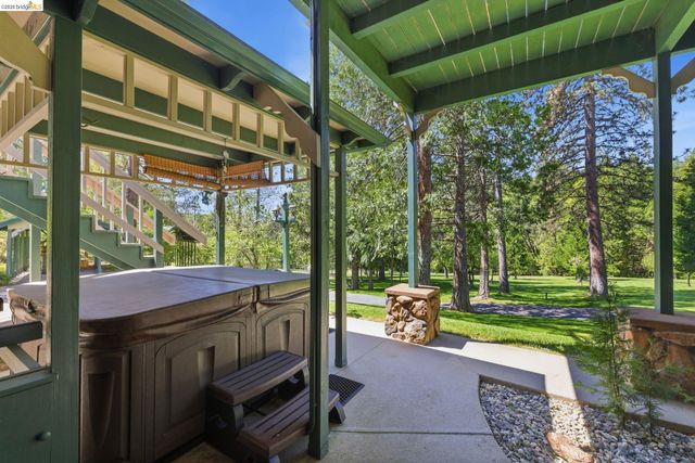 23443 Middle Camp, Twain Harte, CA 95383