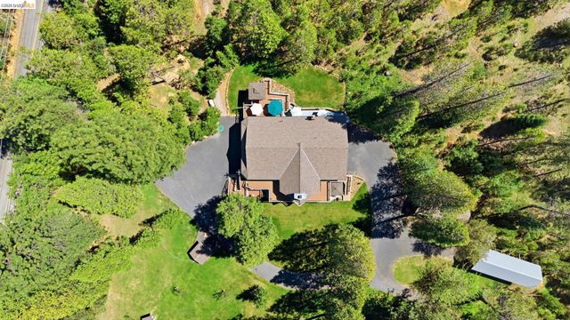 23443 Middle Camp, Twain Harte, CA 95383