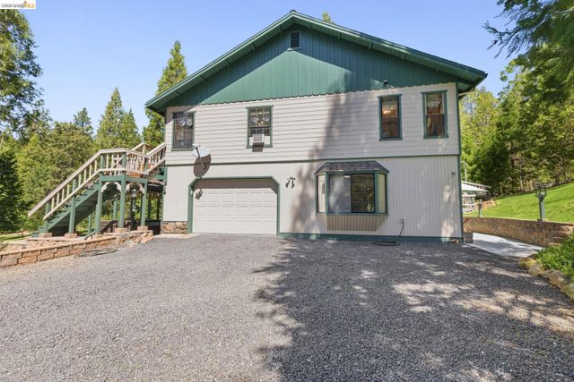 23443 Middle Camp, Twain Harte, CA 95383