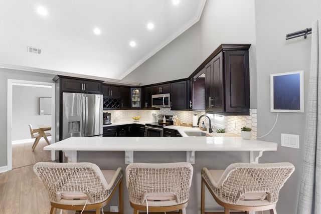 2784 W Orchard Circle, Davie, FL 33328