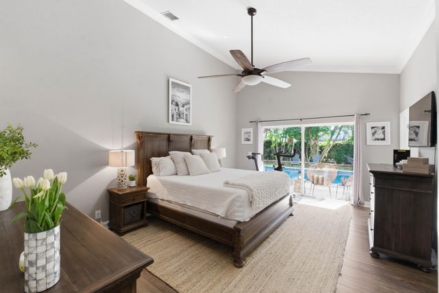 2784 W Orchard Circle, Davie, FL 33328