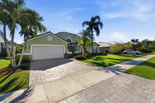 2784 W Orchard Circle, Davie, FL 33328