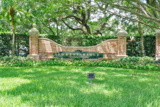 2784 W Orchard Circle, Davie, FL 33328