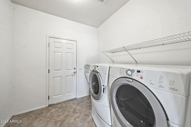 20693 N GLEN CANYON Drive, Surprise, AZ 85387