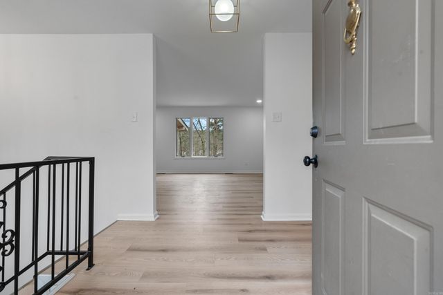 12 Alava Lane, Hot Springs Village, AR 71909