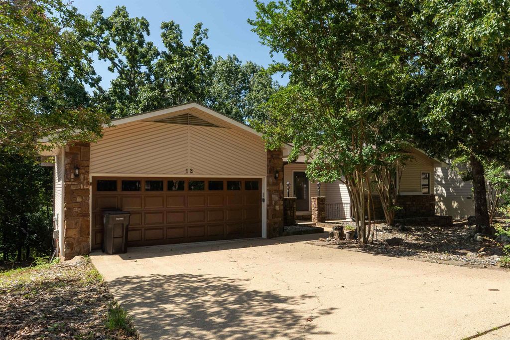 12 Alava Lane, Hot Springs Village, AR 71909