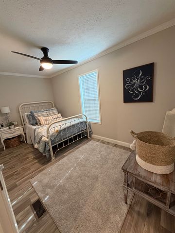 510 Key Largo Ave., Murrells Inlet, SC 29576