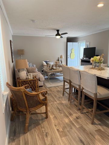 510 Key Largo Ave., Murrells Inlet, SC 29576