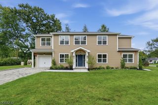 126 Fieldstone Dr, Springfield Twp., NJ 07081