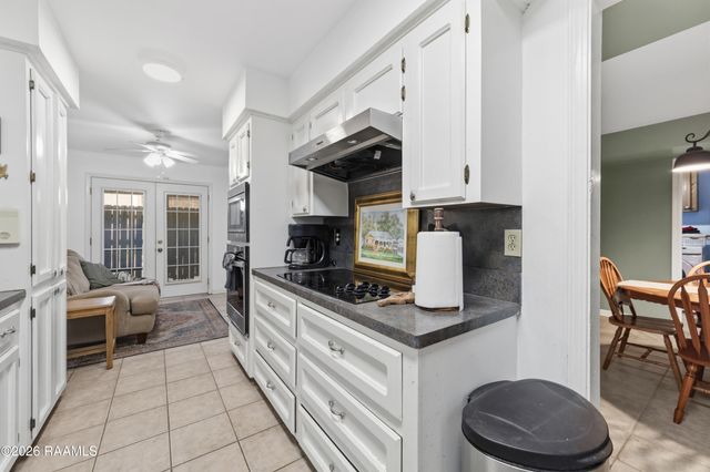 305 Halcott Drive Apt 126, Lafayette, LA 70503