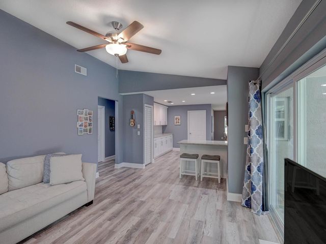 2988 PINEWOOD RUN, Palm Harbor, FL 34684