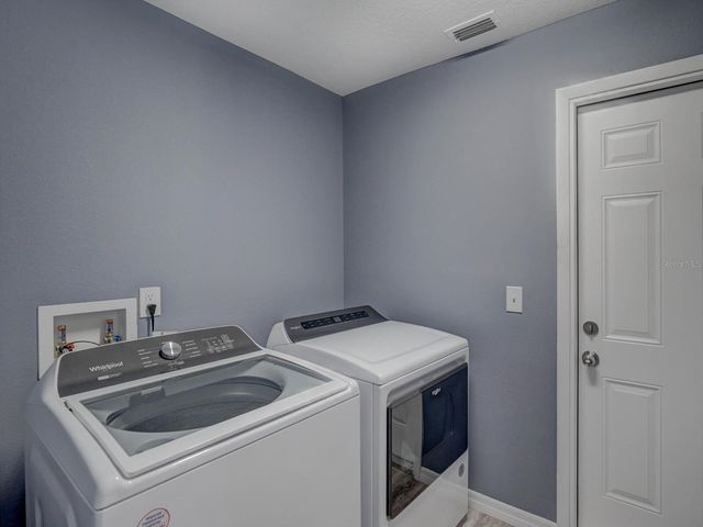 2988 PINEWOOD RUN, Palm Harbor, FL 34684