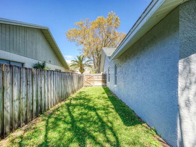2988 PINEWOOD RUN, Palm Harbor, FL 34684