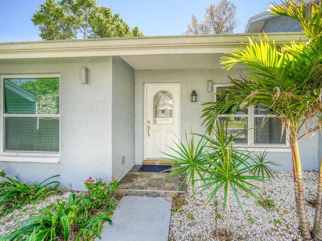 2988 PINEWOOD RUN, Palm Harbor, FL 34684