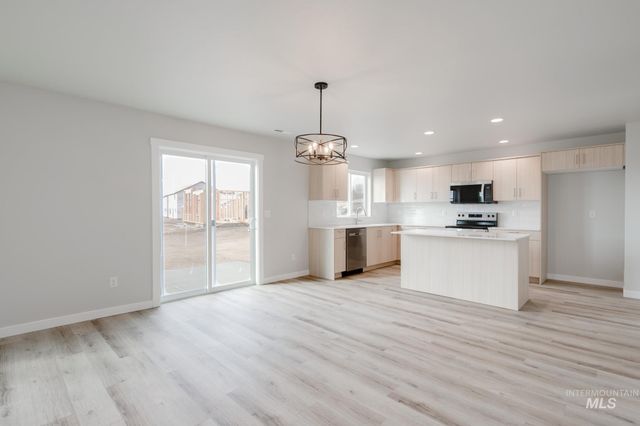 1298 W Pack River Dr, Meridian, ID 83642