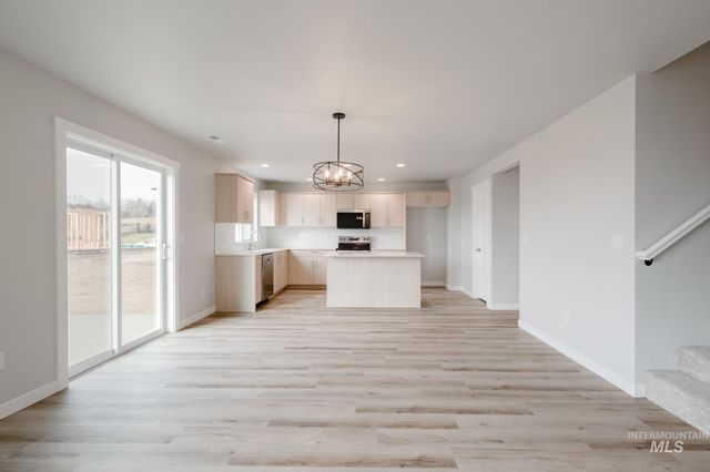 1298 W Pack River Dr, Meridian, ID 83642