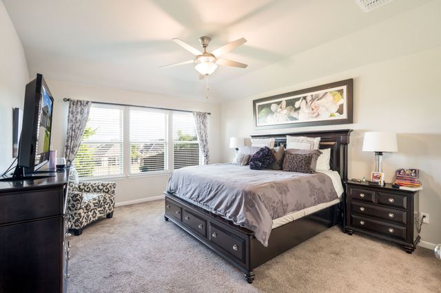 10645 Enchanted Rock Way, Fort Worth, TX 76126