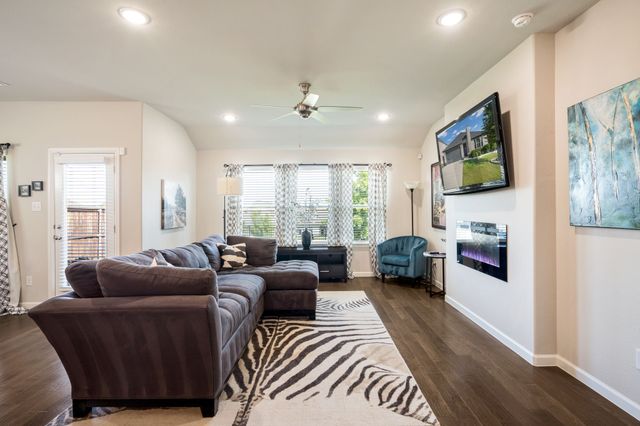 10645 Enchanted Rock Way, Fort Worth, TX 76126