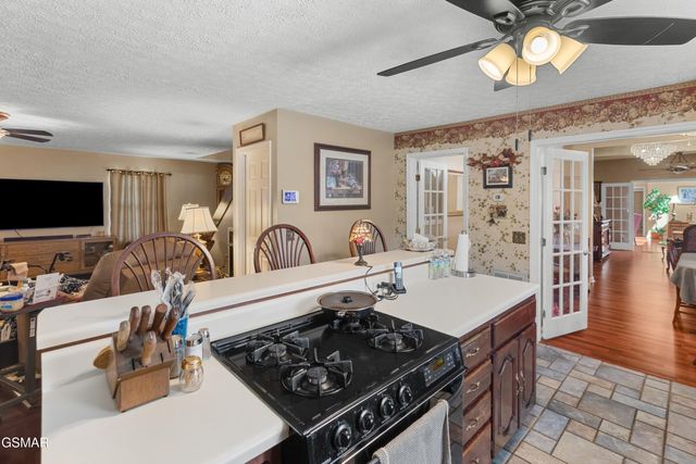 1645 E Main Street, Rogersville, TN 37857