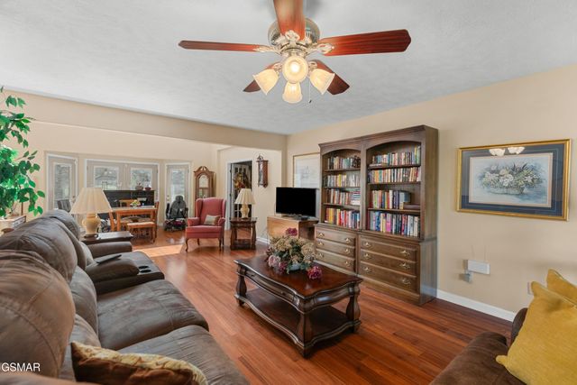 1645 E Main Street, Rogersville, TN 37857