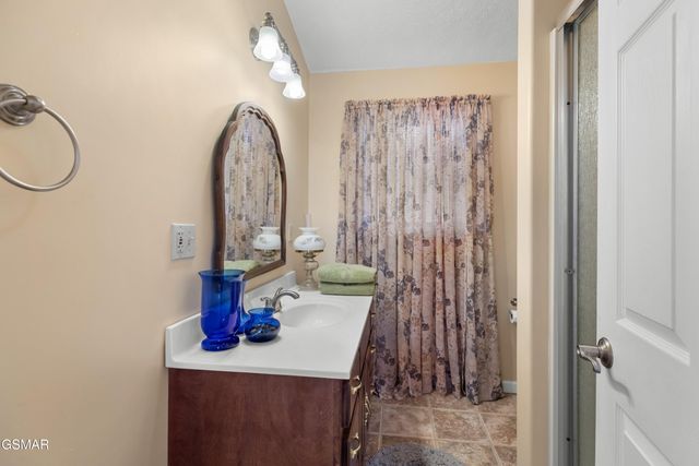 1645 E Main Street, Rogersville, TN 37857