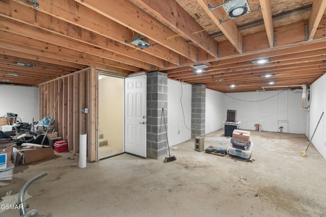 1645 E Main Street, Rogersville, TN 37857