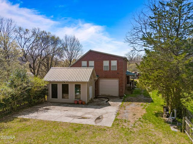 1645 E Main Street, Rogersville, TN 37857