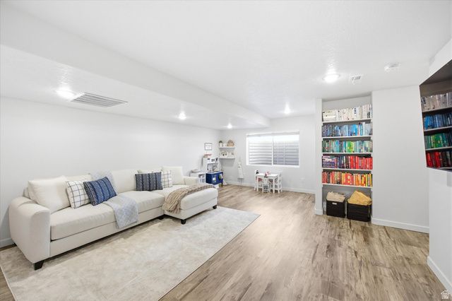 1010 W LAPIS FIELDS WAY, Bluffdale, UT 84065