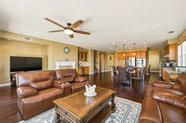 3165 Forest View, Corona, CA 92882