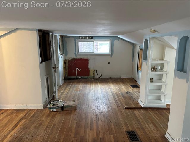 293 FIELDING Street, Ferndale, MI 48220