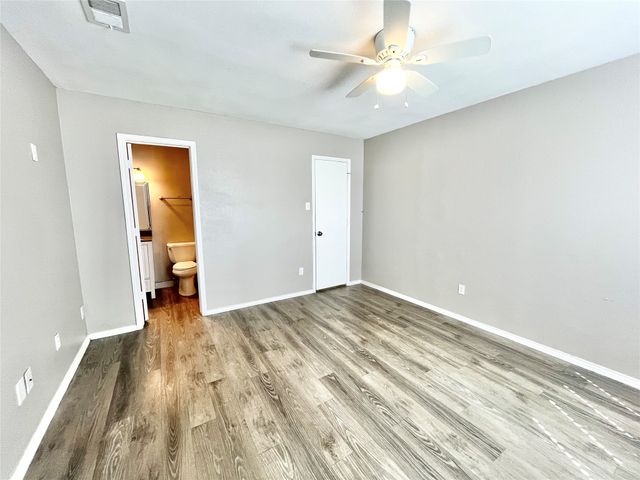 2403 Kingsford Court, Arlington, TX 76017