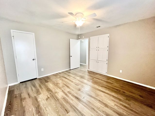 2403 Kingsford Court, Arlington, TX 76017