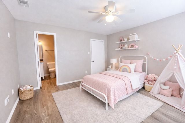 2403 Kingsford Court, Arlington, TX 76017