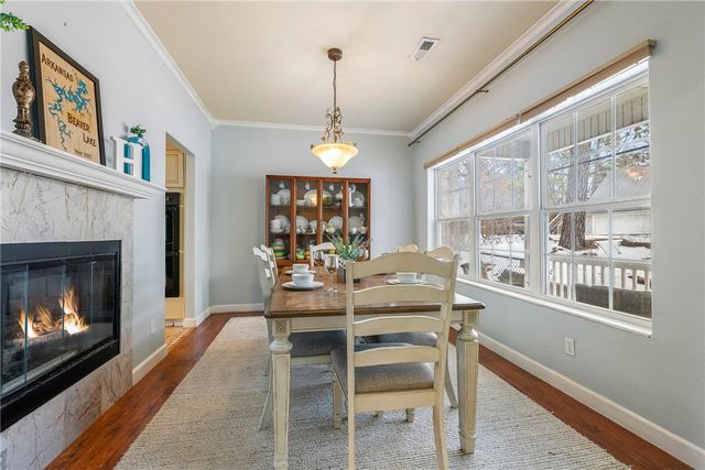 8211 Chestnut Drive, Rogers, AR 72756