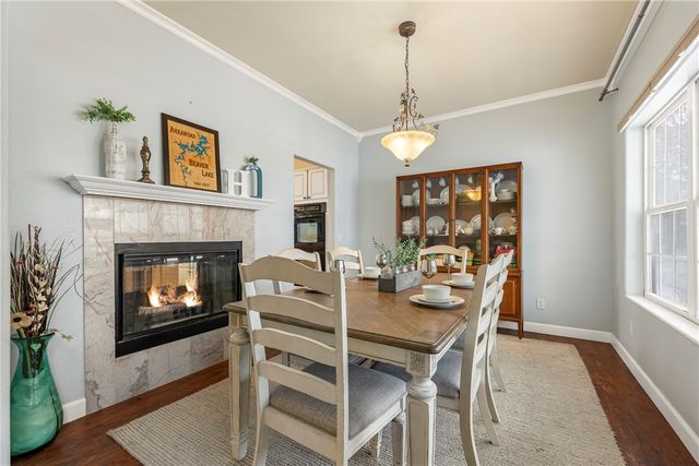 8211 Chestnut Drive, Rogers, AR 72756