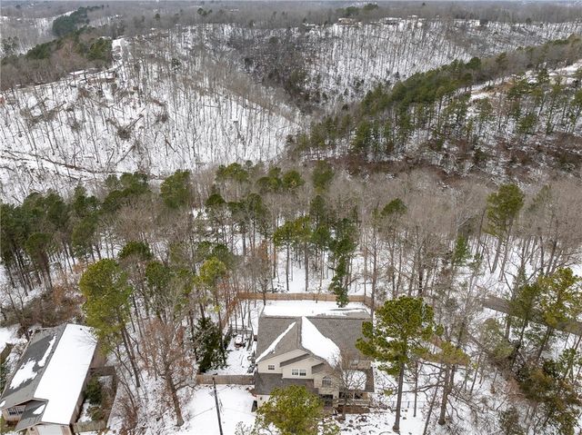 8211 Chestnut Drive, Rogers, AR 72756