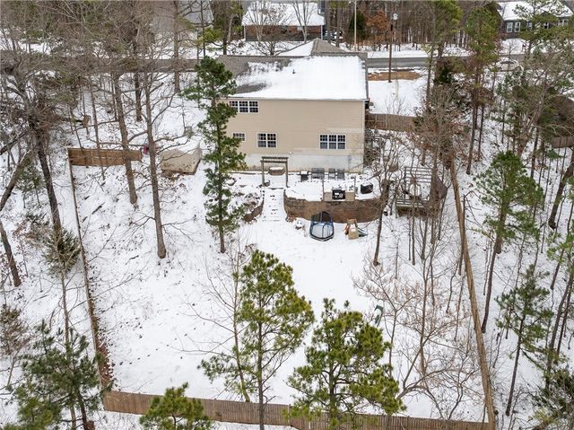 8211 Chestnut Drive, Rogers, AR 72756