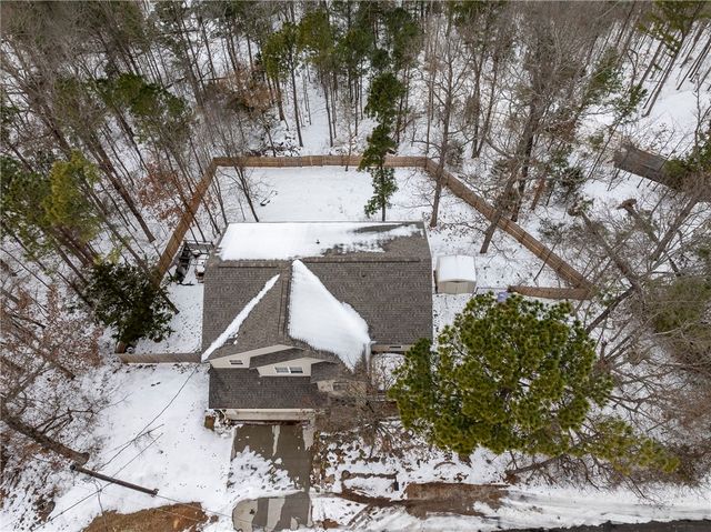 8211 Chestnut Drive, Rogers, AR 72756