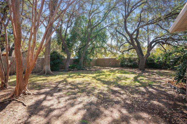 5009 Flaming Oak CV, Austin, TX 78749